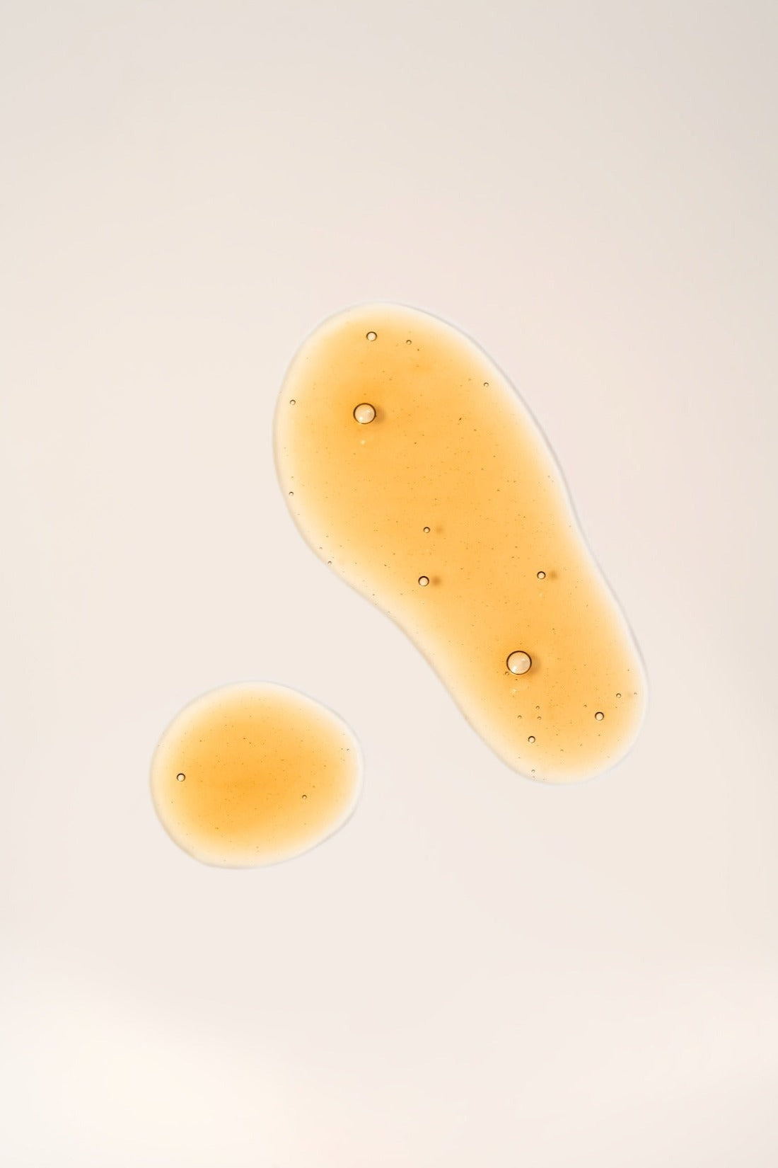 serum z witaminą C, serum z peptydami, serum z kwasem ferulowym,serum antyoksydacyjne, serum ujędrniające, serum z witaminą C ranking, serum wegańskie, serum przeciwzmarszczkowe, serum rozświetlające, serum na dzień, serum do cery dojrzałej, serum do cery wrażliwej, serum do cery suchej, najlepsze serum do twarzy, serum dla kobiet w ciąży, pielęgnacja z witaminą C, Sunrise Serum, Say hi serum.